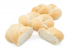 Houska pletená s posypem sezam 60g