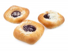 Koláček s náplní tvarohovo-višňovou 120g
