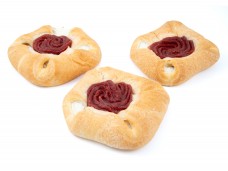 Koláček plundrový nápl. jahodovou, 130g